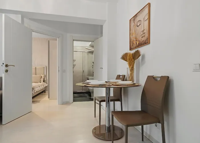 Downtown Cozy Corner Apartament *