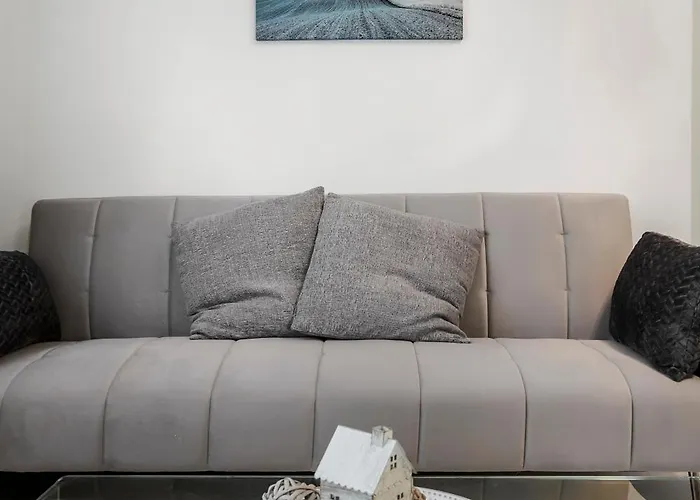 Downtown Cozy Corner *