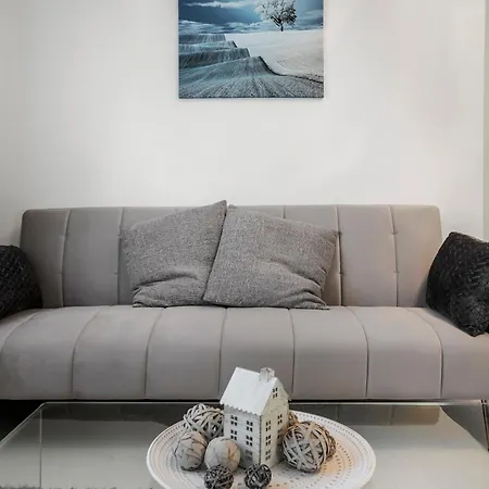 Downtown Cozy Corner *